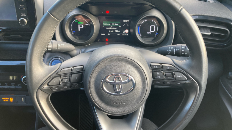 Toyota Yaris Cross 1.5 Hybrid Icon 5dr CVT Hybrid Estate